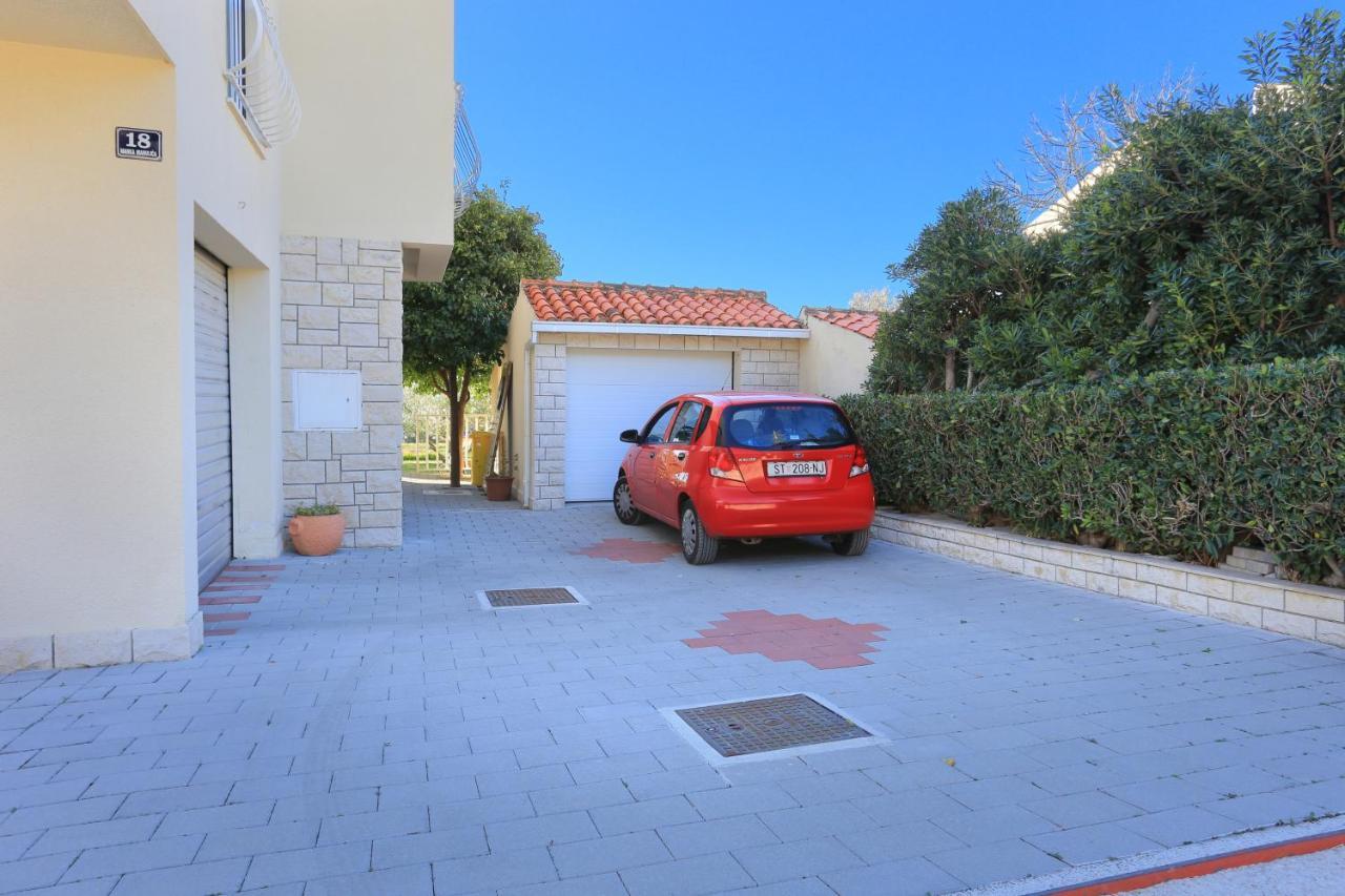 Apartments With A Parking Space Kastel Gomilica, Kastela - 19248 מראה חיצוני תמונה