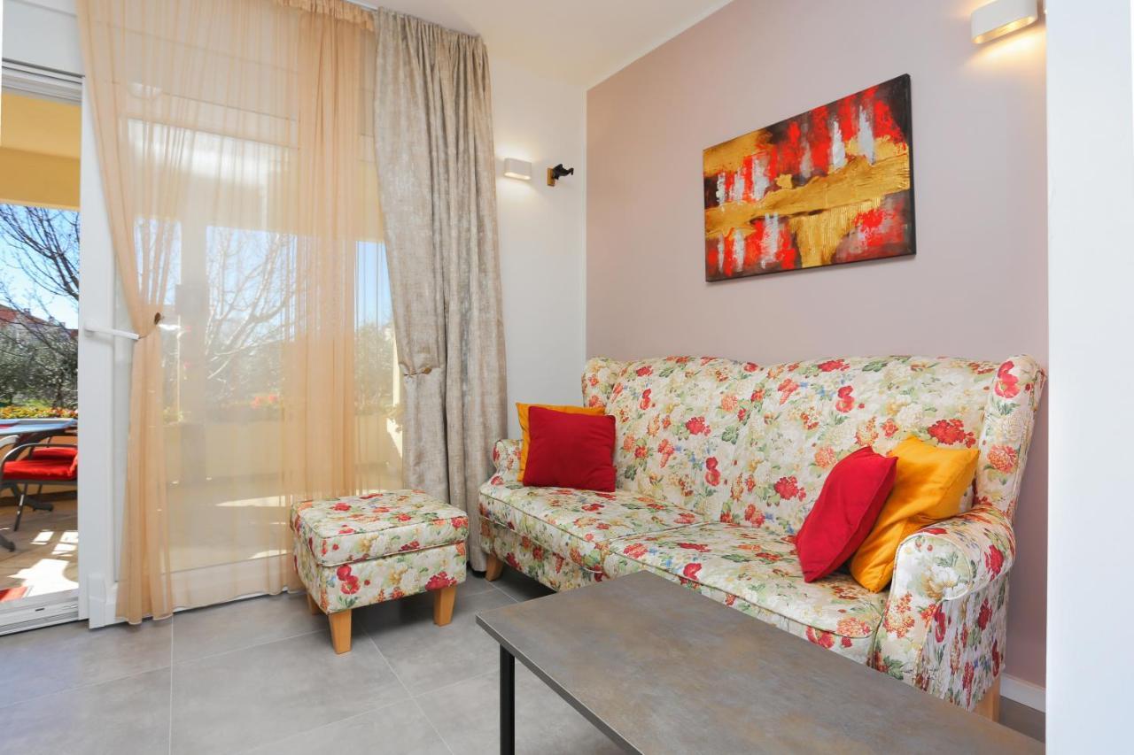 Apartments With A Parking Space Kastel Gomilica, Kastela - 19248 מראה חיצוני תמונה